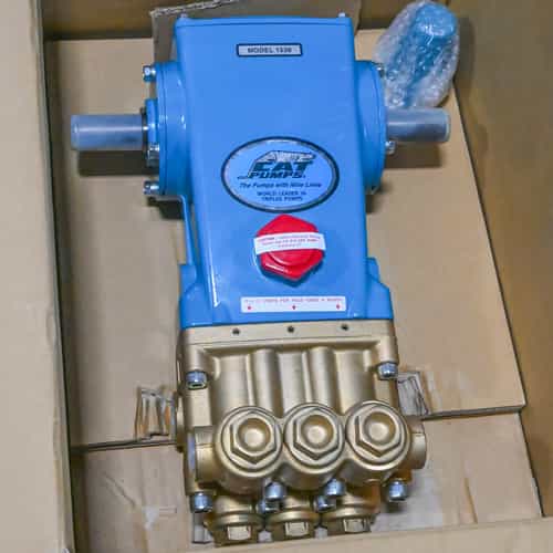 CAT Pumps 1530, 15-Frame CAT Plunger Pump